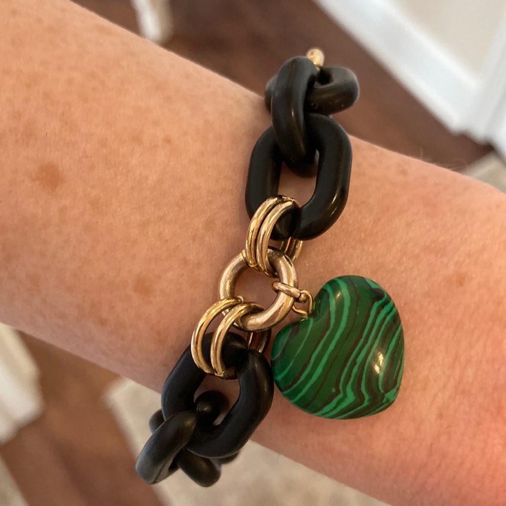 Chunky black and green link heart bracelet. Excellent condition